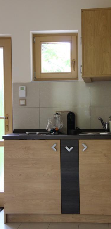 Setany Apartman Csopak Exteriör bild